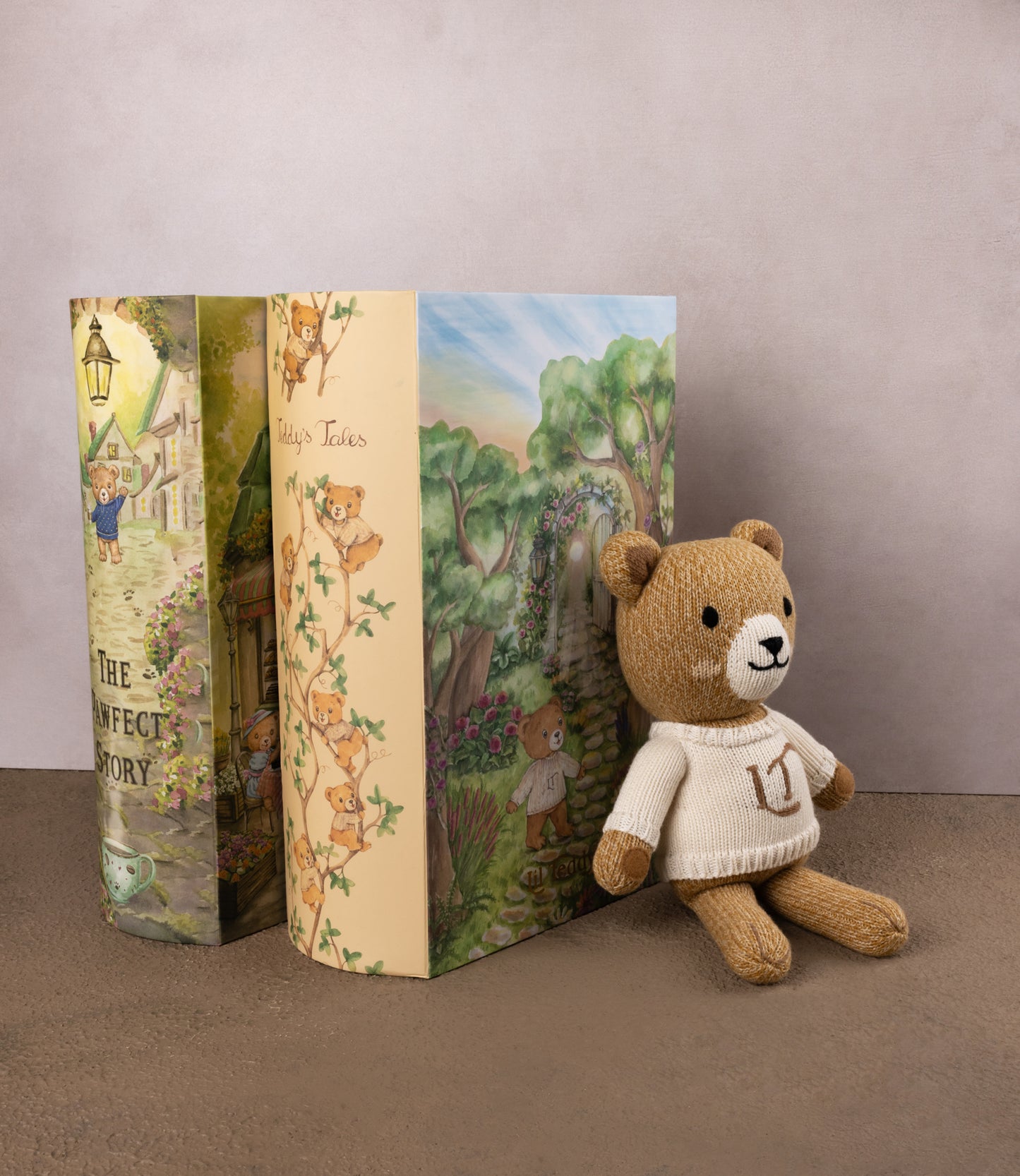 Lil Teddy Classic Collector’s Bear – Storybook Edition