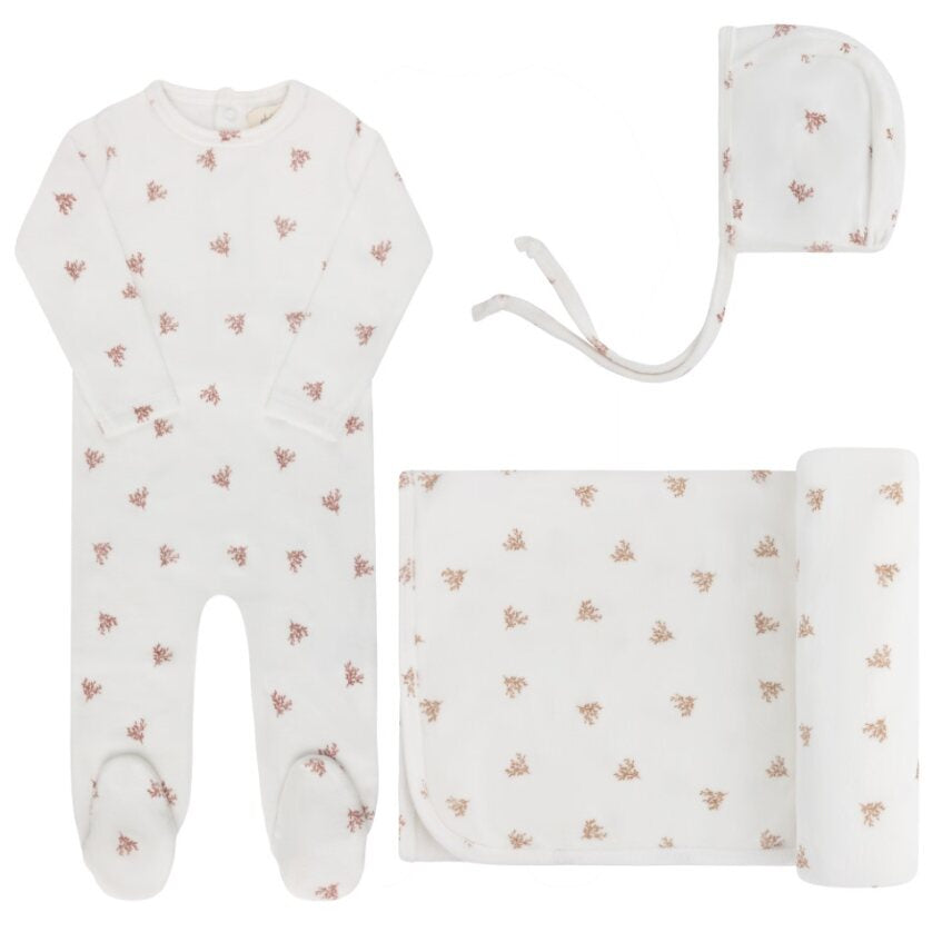 Ely's & Co. Velour Leaf Layette Set
