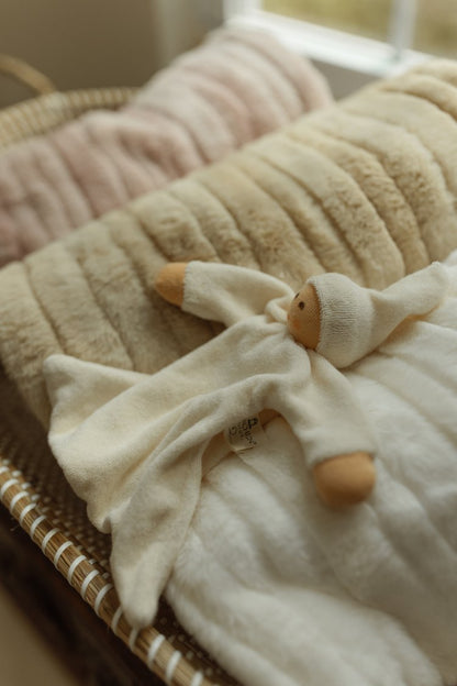 Peluche Lux Fur Paneled Blanket