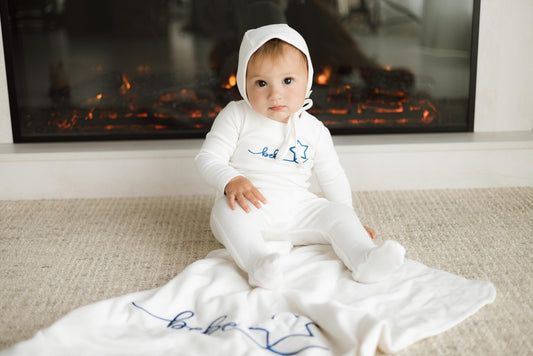 Citrine Star Typography Layette Set