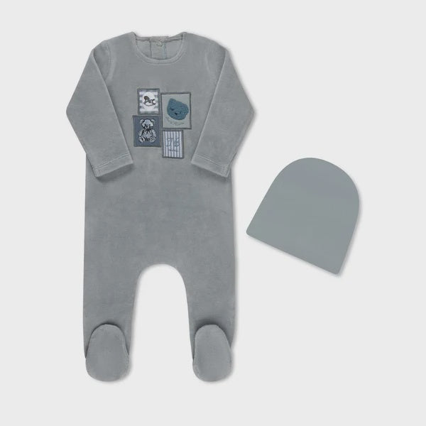 Tricot Bebe Wall Art Footie Set