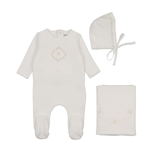 Bee and Dee Lovely Loops Velour Layette Set