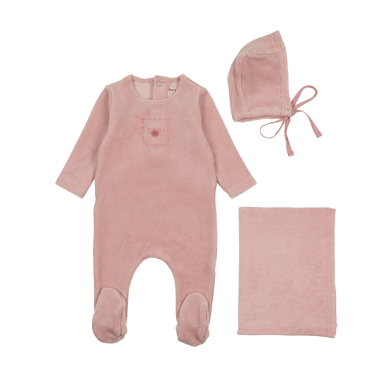 Bee and Dee Cute As A Button Layette Set