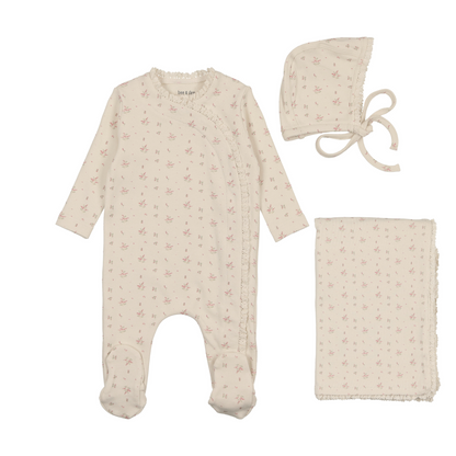 Bee and Dee Sweet Blossoms Layette Set