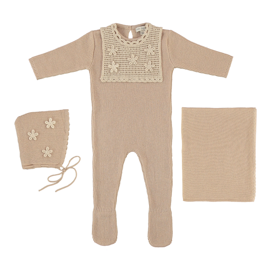 Bebe Organic Lucette Collar Knit Layette Set
